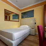 Ih Admiral Hotel