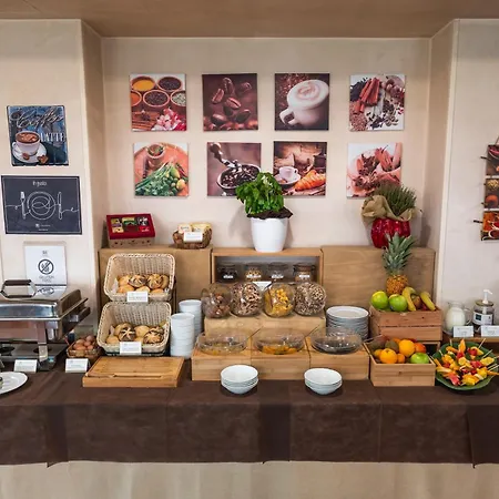 Ih Admiral מלון 4*