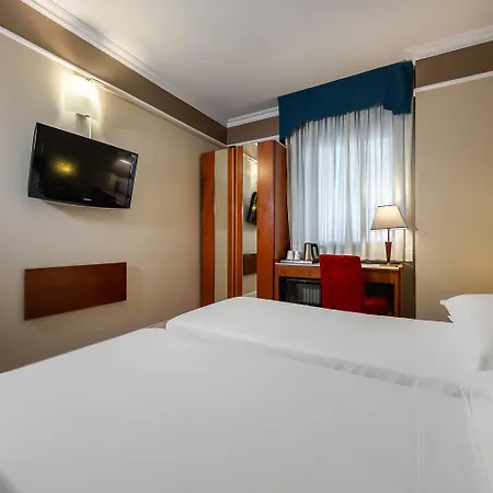 Hotel Ih Admiral 4*