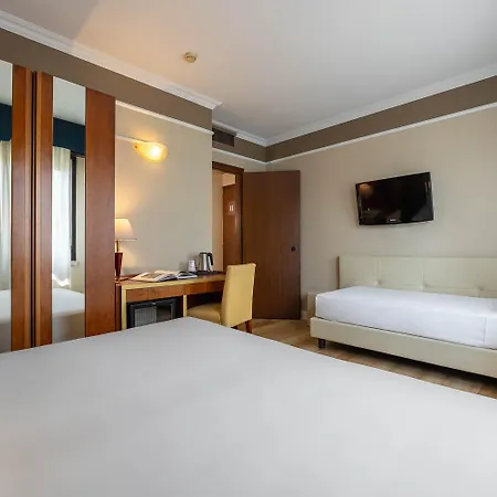 Hotel Ih Admiral 4*