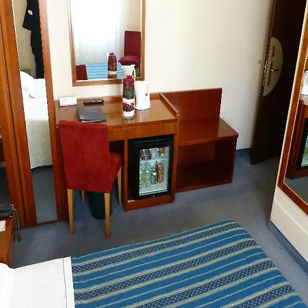Hotel Ih Admiral 4*