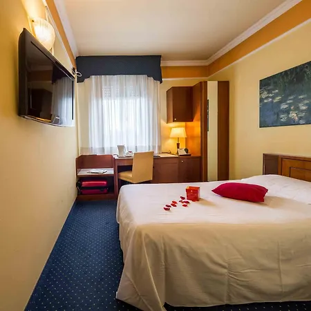Ih Admiral Hotel
