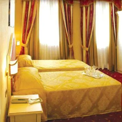 Hotel Ih Admiral 4*