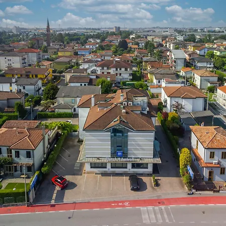 Отель Ih Admiral Падуя