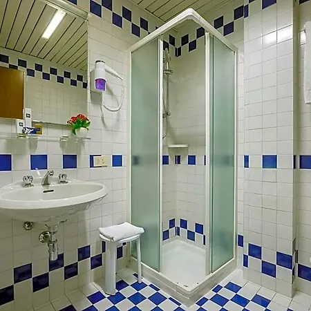 מלון Ih Admiral 4*