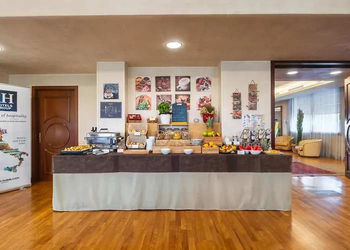 Ih Admiral Отель 4*